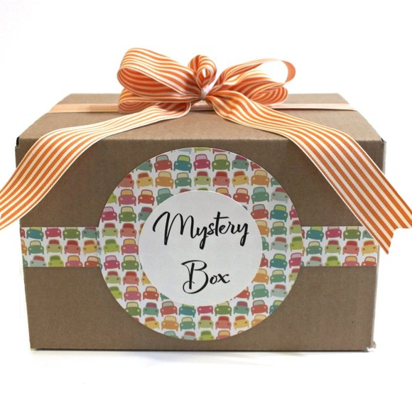 Fall Winter Kid Boy Mystery Box Size 5-6 - Picture 3 of 9